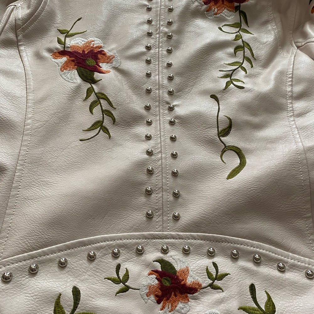 Faux Leather Embroidered Floral Beige Jacket with studs - Picture 4 of 7